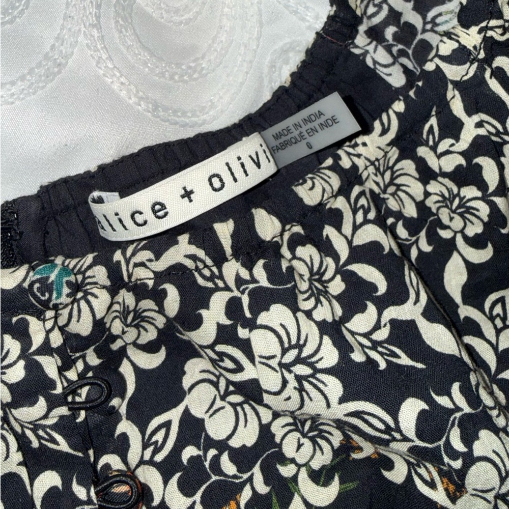 Alice + Olivia Clementina Paradise Floral Tiered Mini Dress Black Size 0 Boho - Picture 13 of 13
